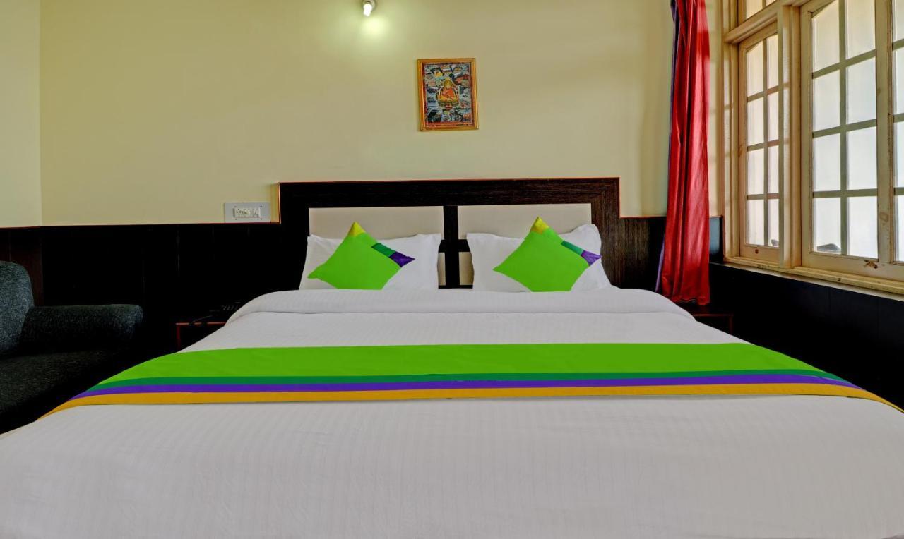 Sky Pie Hotel Dharamshala Exteriör bild