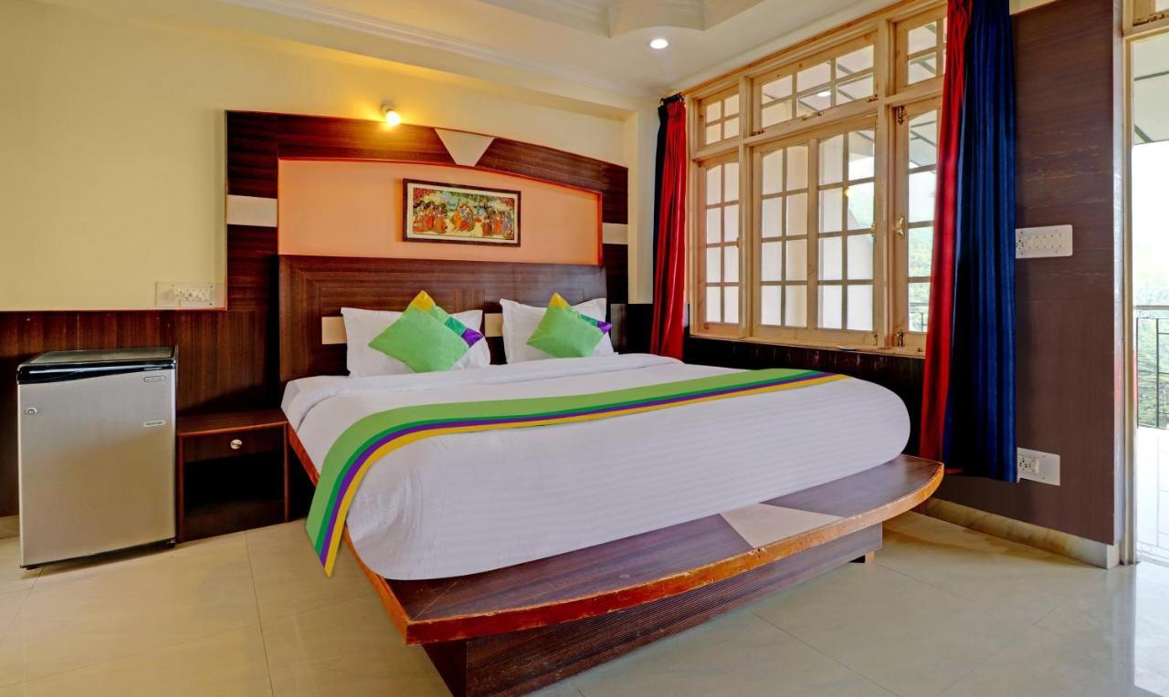 Sky Pie Hotel Dharamshala Exteriör bild