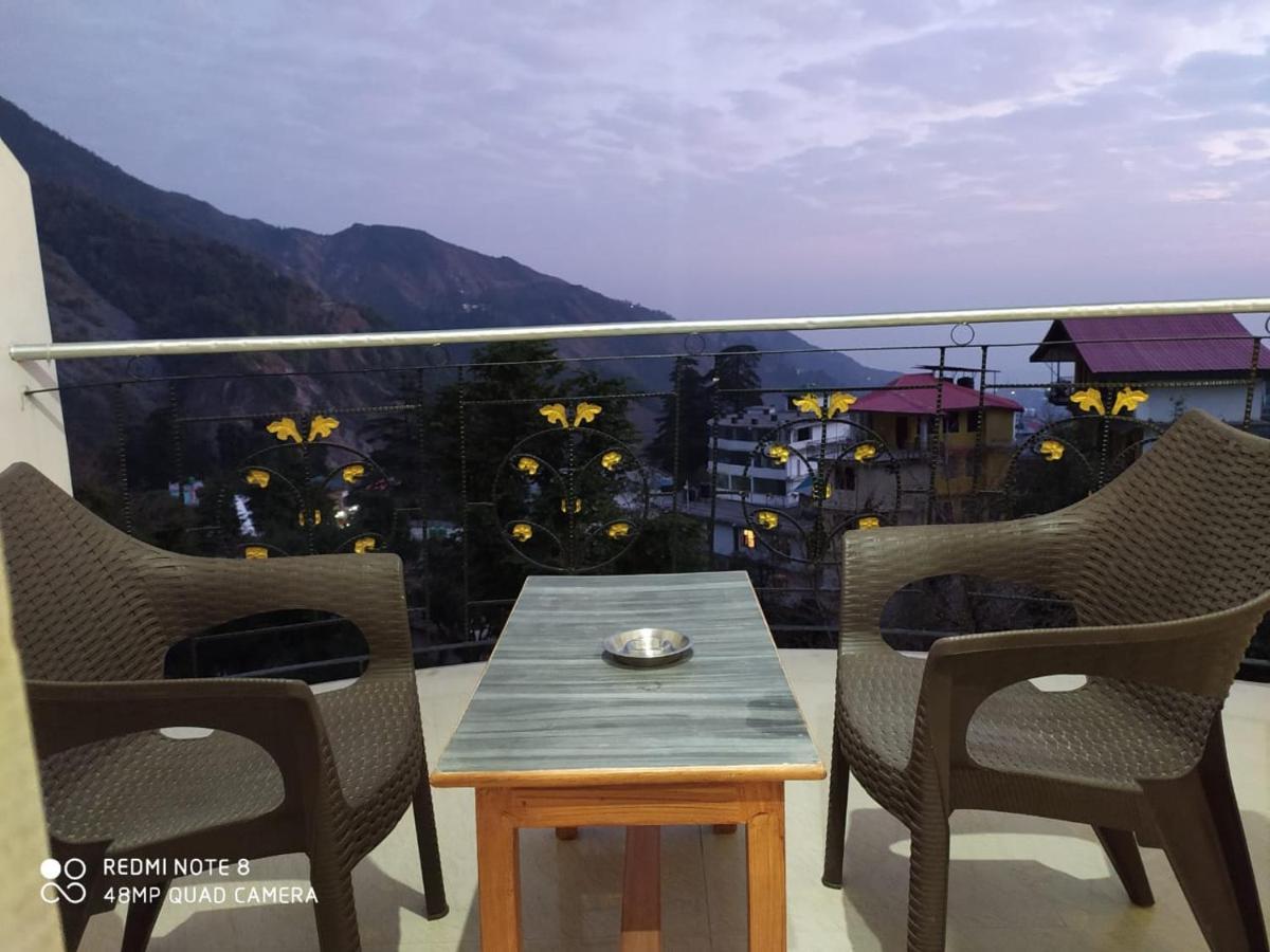 Sky Pie Hotel Dharamshala Exteriör bild
